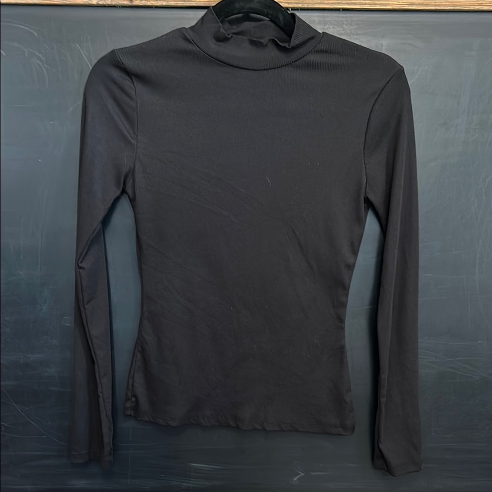 Rue21 Classic Black Long Sleeve Turtleneck